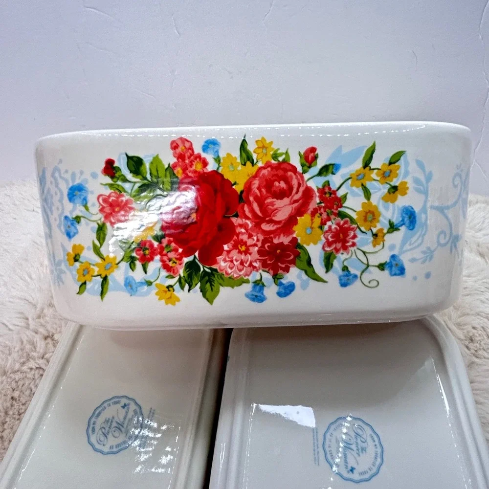 The Pioneer Woman Nesting Stoneware Serving set Floral Set 3 Piece Baking